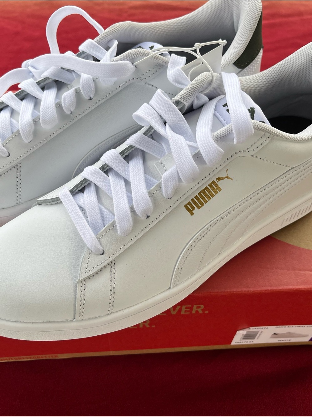 Puma Men’s White Sneakers with Gold Logo size 10